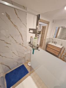 Η κουζίνα ή μικρή κουζίνα στο Casa dell'ape Maia +15 φωτογραφίες