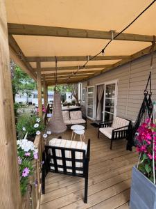 Balkón nebo terasa v ubytování Spacieux mobile home premium + 2 fotografie