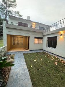 サンタ・ロサ・デ・カラムチタにあるTierra Madreの大家