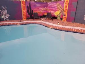 Басейн в Phoenix Home Pool & String Lights або поблизу