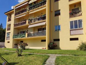 Το κτήριο όπου στεγάζεται  το διαμέρισμα