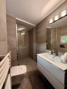 Koupelna v ubytování Casa Cojanu