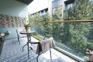 Balkón nebo terasa v ubytování 1-bedroom business hub easy life