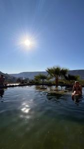 Φυσικό τοπίο κοντά σε αυτό το δωμάτιο σε οικογενειακή κατοικία