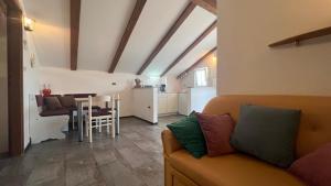 Kuchyňa alebo kuchynka v ubytovaní Sepic Apartments