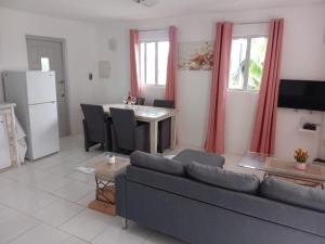 Kuchyň nebo kuchyňský kout v ubytování High View Apartments C