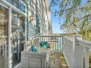 Balkón nebo terasa v ubytování Lakeside Suites