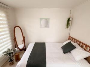Seoul Hideout Onejin-동묘,동대문,DDP,동묘앞역2분, 공항버스2분 객실 침대