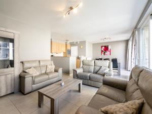 Χώρος καθιστικού στο Apartment in Blankenberge near Beach & Casino