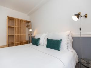 Postel nebo postele na pokoji v ubytování Feel Corporate Housing Marquês City View