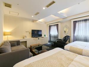 TV a/nebo společenská místnost v ubytování ORDA HOTEL