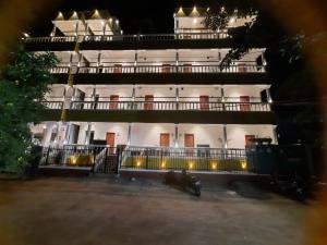 Fotografie z fotogalerie ubytování La Couronne v destinaci Kottakupam