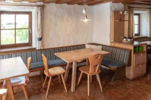 Kuchyň nebo kuchyňský kout v ubytování B&B Öboluckna + 37 fotografií