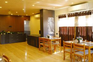 Kuchyň nebo kuchyňský kout v ubytování Andaman Beach Resort