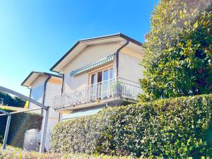 Το κτήριο όπου στεγάζεται  το διαμέρισμα