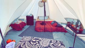 Χώρος καθιστικού στο Solar City Glamping