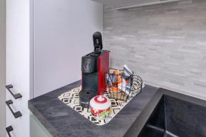 Kuchyňa alebo kuchynka v ubytovaní SKY LOFT Nuovissimo vicinanze Metro