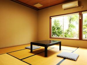 Stolní tenis v ubytování Ryokan Kamomeso nebo okolí