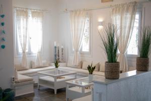 Istumisnurk majutusasutuses Hotel Manos