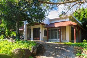 Zahrada ubytování ビーチ徒歩3分 BBQ可 最大10名宿泊の和室付き平屋 石垣 伊原間 Akashis house
