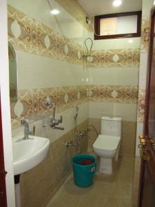 Koupelna v ubytování Hotel Dashrath Residency