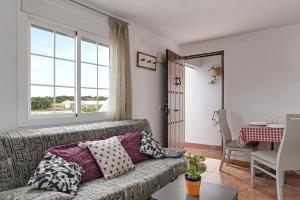Posedenie v ubytovaní Apartamento Villa Mayo C