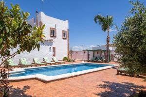 Bazén v ubytovaní Apartamento Villa Mayo C alebo v jeho blízkosti