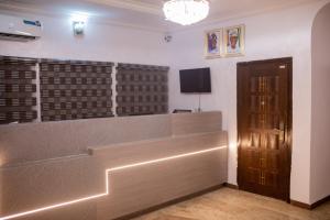 A television and/or entertainment centre at Skyrock Hotels Ogba Még 30 kép