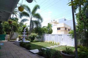 Κήπος έξω από το Ragade's Swarajya luxury Homestay +8 φωτογραφίες
