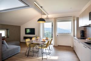 Kuchyň nebo kuchyňský kout v ubytování Appartements Panorama