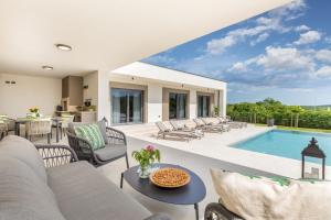 Fotografie z fotogalerie ubytování Villa Lastine by Villsy v destinaci Pajkovići