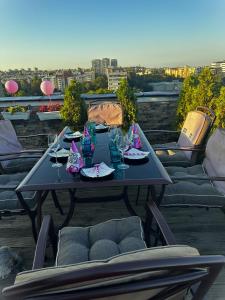 Balkón nebo terasa v ubytování Penthouse studio Lola New Belgrade