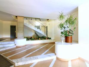 Fotografia z galérie ubytovania Apartamento céntrico en Roses, a 20m de la playa, con parking y terraza - ES-228-89 v destinácii Roses