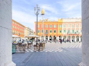 Το κτήριο όπου στεγάζεται  το διαμέρισμα