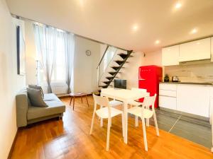 Η κουζίνα ή μικρή κουζίνα στο Place Massena 4 Pers AC WiFi