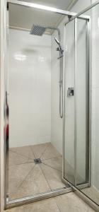 Ένα μπάνιο στο Apt 9 The New Yorker