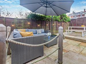 Posezení v ubytování 3 Bed in Cowes 93982