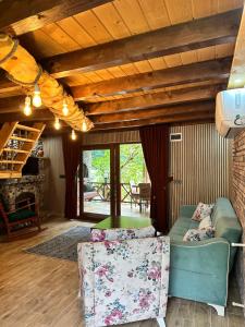 A seating area at Nehir Bungalows