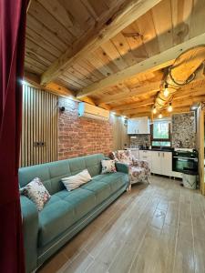 A seating area at Nehir Bungalows