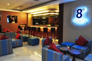 Χώρος καθιστικού στο Azalea Residences Baguio
