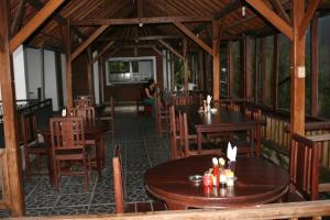 Restoran või mõni muu söögikoht majutusasutuses Puri Alam Bali