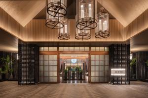 陵水海南清水湾金普顿酒店的酒店大堂入口效果图