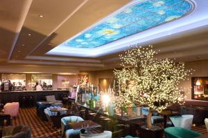 Reštaurácia alebo iné gastronomické zariadenie v ubytovaní President Hotel Athens