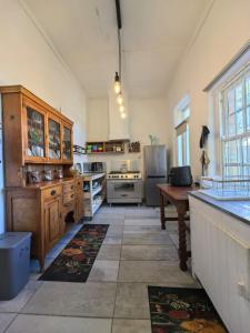 Nhà bếp/bếp nhỏ tại La Petite Maison de Grès