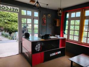 Kuchyň nebo kuchyňský kout v ubytování Collection O SWISS MOUNTAIN RESORT + 9 fotografií