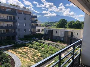 Nespecifikovaný výhled na hory nebo výhled na hory při pohledu z apartmánu