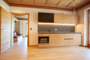 A kitchen or kitchenette at Peil HighEnd-Basic apartments