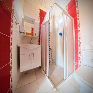 Koupelna v ubytování Kervansaray Hotel