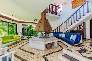 Posezení v ubytování RENT4REST Sesimbra 4Bdr Ocean View and Private Pool Villa