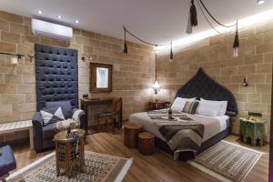 Postel nebo postele na pokoji v ubytování Utopia Luxury Suites - Old Town + 37 fotografií